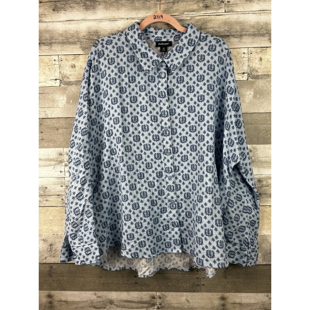 Studio Park Women's 2X Blue Long Sleeve Button Up